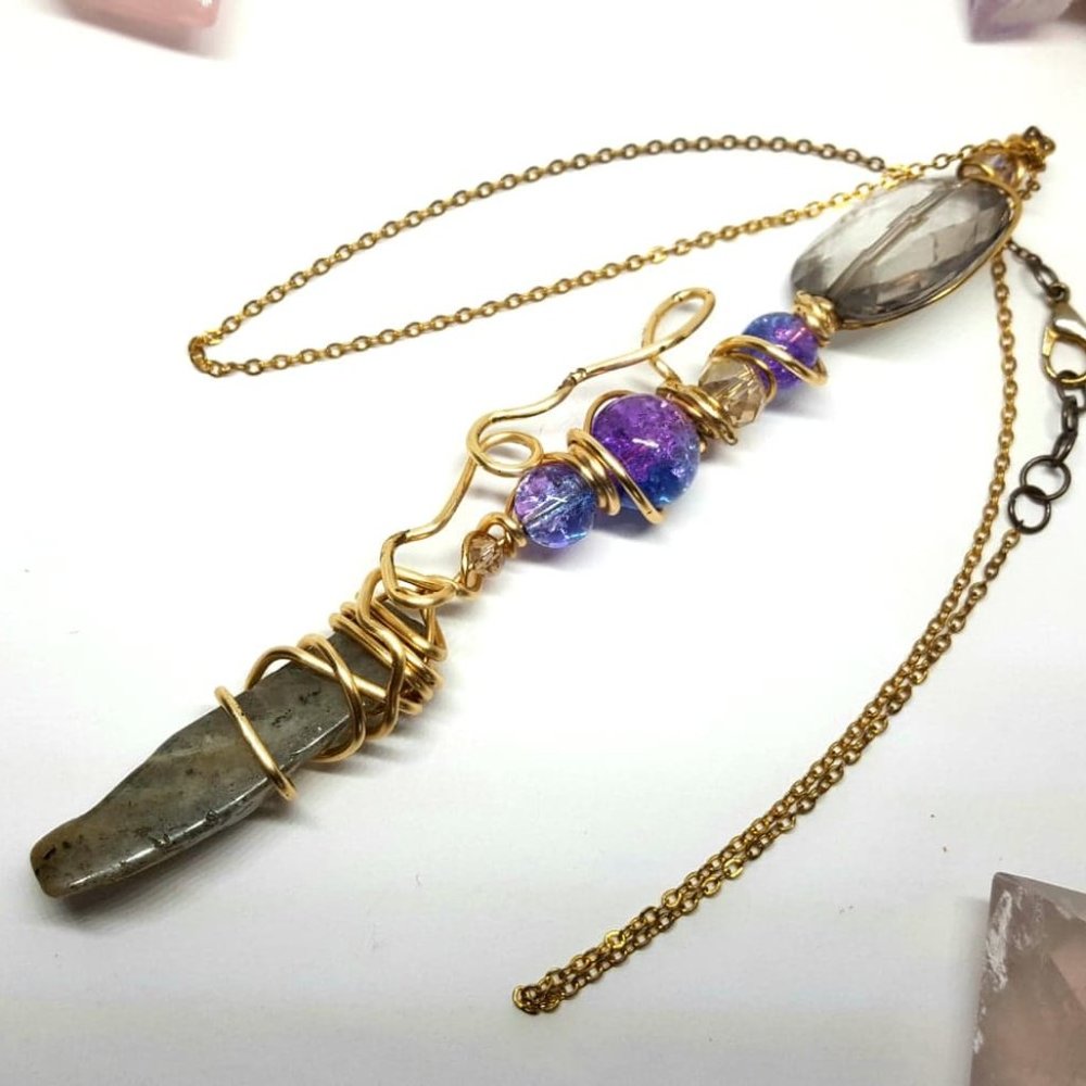 Labradorite Crystal Wand - Picture 4 of 11